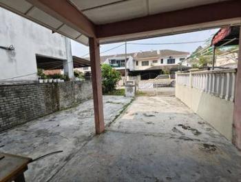 House at Taman Keruing, Rasa, photo 2