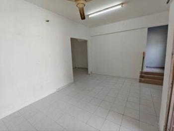 House at Taman Keruing, Rasa, photo 4