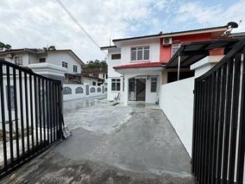House at Jalan Nusaria, Gelang Patah, photo 1