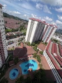 Taman Equine, Seri Kembangan的公寓，照片2