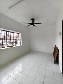 Bedroom – House at Taman Scientex Merbah, Pasir Gudang, photo 8