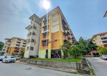 Flat at Gugusan Semarak 7, Kota Damansara, photo 2