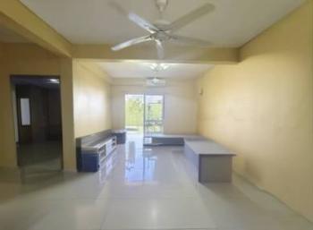 客厅/饭厅 – Anggerik Villa 2, Semenyih的公寓，照片2