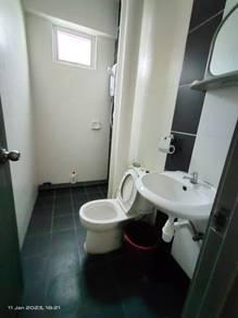 Bathroom – Condominium at Pangsapuri Palma Laguna, Seberang Perai, photo 4