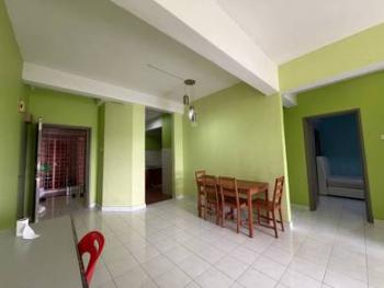 Ruang tamu & makan – Pangsapuri di Anggerik Villa 2, Kajang, foto 6