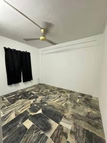 Flat at PKNS Seksyen 7, Shah Alam, photo 5