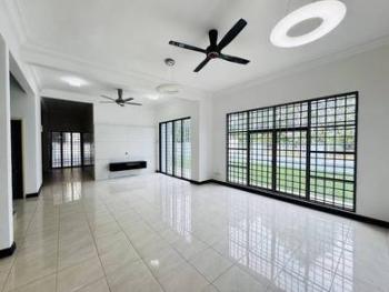 Living & dining – House at Jalan Jeriji, Bukit Jelutong, photo 5
