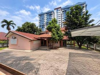 Rumah di Jalan SS1, Kampung Tunku, Petaling Jaya, foto 1