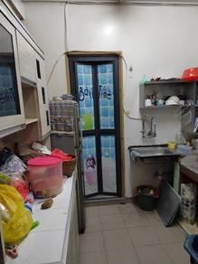 Flat at Taman Muhibbah, Seri Kembangan, photo 4