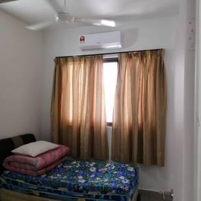 Condominium at Skycube, Sungai Ara, photo 2