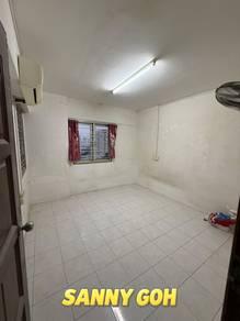 DESA INDAH BLOCK 86, Relau的公寓，照片1