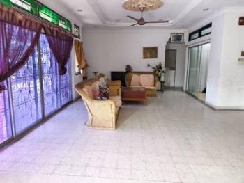 Bungalow at TAMAN PAROI JAYA, Paroi, photo 6