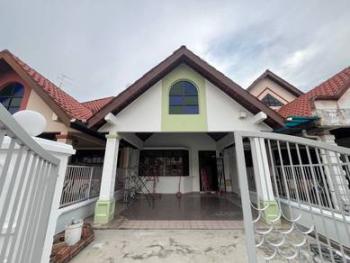 House at Pelangi Indah, Ulu Tiram, photo 1