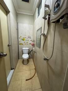 Bilik air – Rumah di Jalan EJ 4, Johor Bahru, foto 6