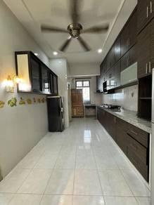 Dapur – Rumah di Jalan EJ 4, Johor Bahru, foto 1