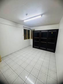 Flat at Desa Petaling, Bandar Tun Razak, photo 1