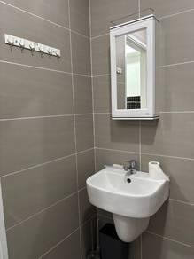 Bathroom – Condominium at Artis 3, Jelutong, photo 7