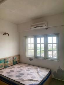 Kondominium di Taman Desa Relau, Relau, foto 6