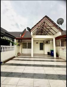BANDAR KINRARA 2, Puchong的房屋，照片1