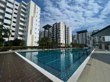 Apartmen di Seri Mutiara, Setia Alam, foto 1