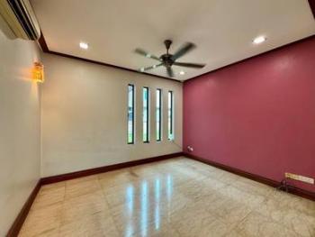 Banglo di Jalan Menara Bukit Jelutong, Bukit Jelutong, foto 9