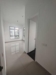 Jalan Eko Tropika 2/x, Pasir Gudang的房屋，照片8