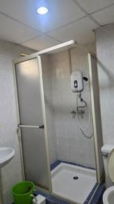 Bathroom – Condominium at Gold Coast Condominium, Bayan Lepas, photo 9