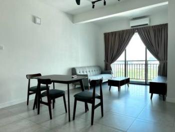 Living & dining – Condominium at 3 Residence, Jelutong, photo 3