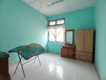 Bungalow at Taman Paroi Jaya, Paroi, photo 9
