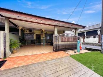 Rumah di Taman Muzaffar Syah, Ayer Keroh, foto 1