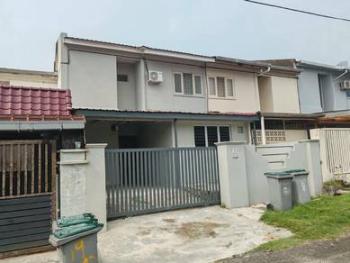 外观 – Jalan Nila, Johor Bahru的房屋，照片1