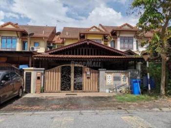 House at Jalan Platinum Seksyen 7, Shah Alam, photo 1