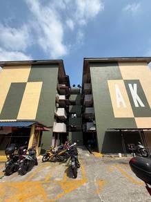 Pandan Indah, Cheras的平层住宅，照片1