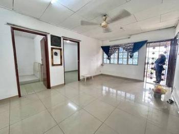 Pkns Seksyen 18, Shah Alam的平层住宅，照片3