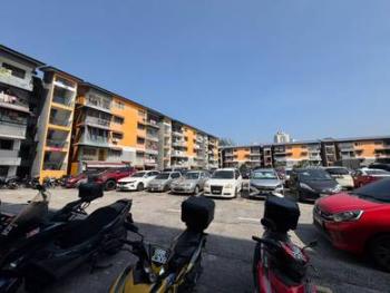 Exterior – Apartment at Jalan Bukit Idaman, Selayang, photo 1