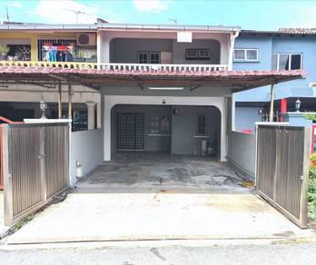 House at Taman sungai besi indah, Seri Kembangan, photo 1