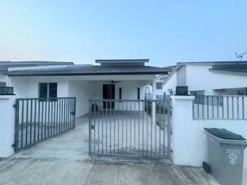 Rumah di Iringan Bayu, Seremban, foto 5