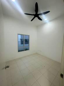 Rumah di Iringan Bayu, Seremban, foto 6