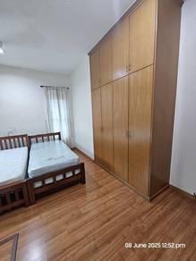 Bedroom – House at Jalan Fung Yih Ting, Kota Kinabalu, photo 5
