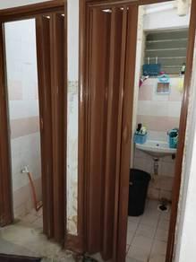 Bathroom – Room at Blok 18, PKNS, Shah Alam, photo 5