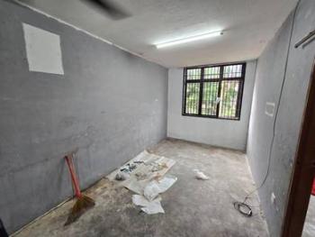 Flat at Jalan Putri 4/12, Kulai, photo 1