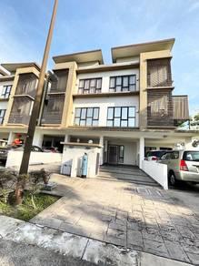 Townhouse at 16 Sierra, Puchong, photo 1
