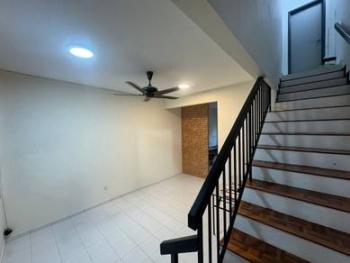 House at Taman Mutiara Rini, Skudai, photo 7