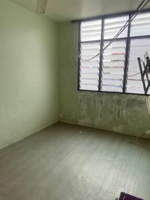 Taman Putri Jalan Cengal, Kulai的平层住宅，照片6