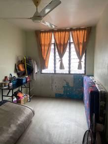Taman Putri Jalan Cengal, Kulai的平层住宅，照片3