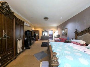 Photo #6