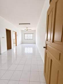 Apartmen di Vista Impiana, Seri Kembangan, foto 1