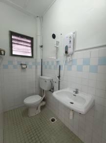 Bathroom – House at Taman Sri Gombak, Batu Caves, photo 7