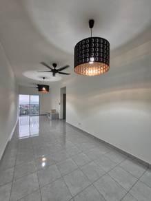 Living & dining – Apartment at Central i-City, Shah Alam, photo 2