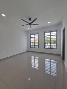 House at Jalan Perjiranan, Johor Bahru, photo 1